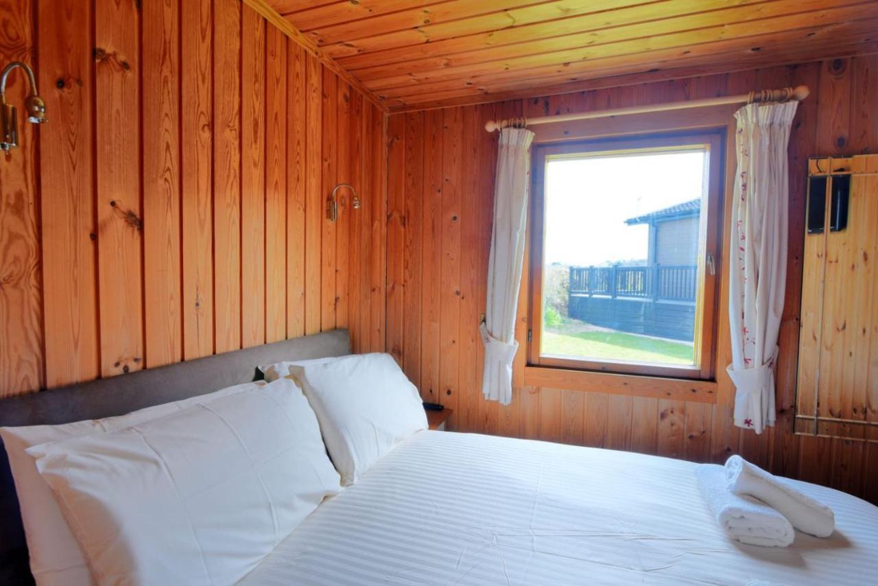 Вілла 10 Pinewood Retreat Лайм-Реджис Екстер'єр фото